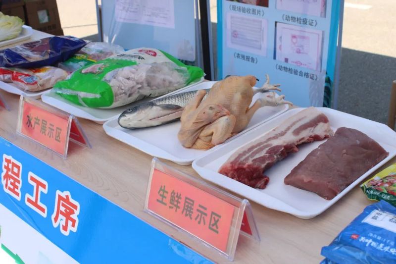 湖南钟情餐饮管理有限责任公司,餐饮管理,钟情餐饮管理,团体膳食,大学食堂,学院食堂,学校餐饮 湖南钟情餐饮管理有限责任公司,餐饮管理,钟情餐饮管理,团体膳食,大学食堂,学院食堂,学校餐饮