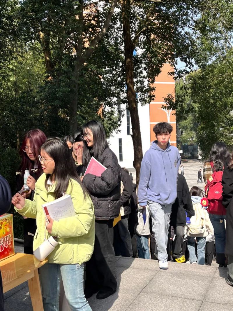 湖南钟情餐饮管理有限责任公司,餐饮管理,钟情餐饮管理,团体膳食,大学食堂,学院食堂,学校餐饮 湖南钟情餐饮管理有限责任公司,餐饮管理,钟情餐饮管理,团体膳食,大学食堂,学院食堂,学校餐饮