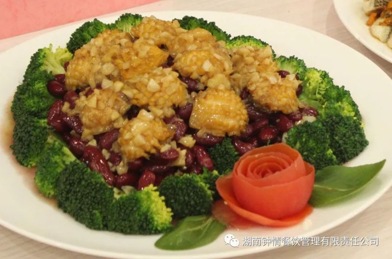 湖南钟情餐饮管理有限责任公司,餐饮管理,钟情餐饮管理,团体膳食,大学食堂,学院食堂,学校餐饮